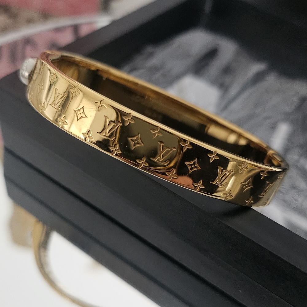 EUC Gold Louis Vuitton Nonogram Bracelet